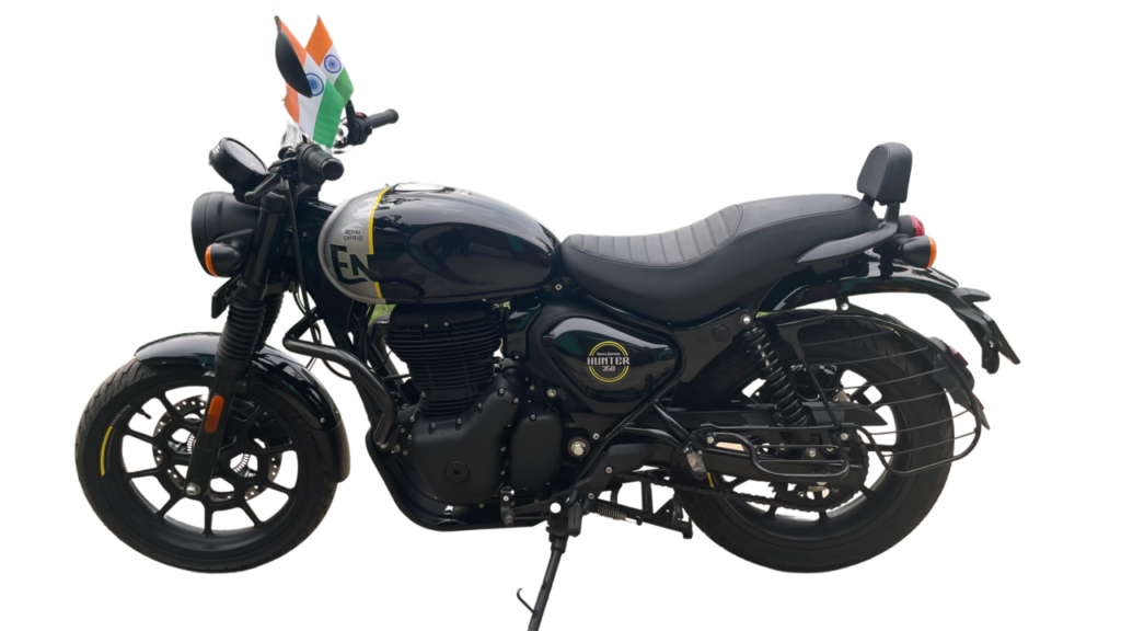 Royal Enfield Hunter 350: earlier India model; current suspension and equipment may differ. Reference image; not a promise of current variant appearance.